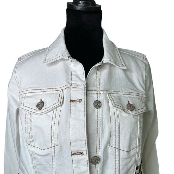 NWT LOGO White Patchwork Denim Jacket (0) - Picture 4 of 10